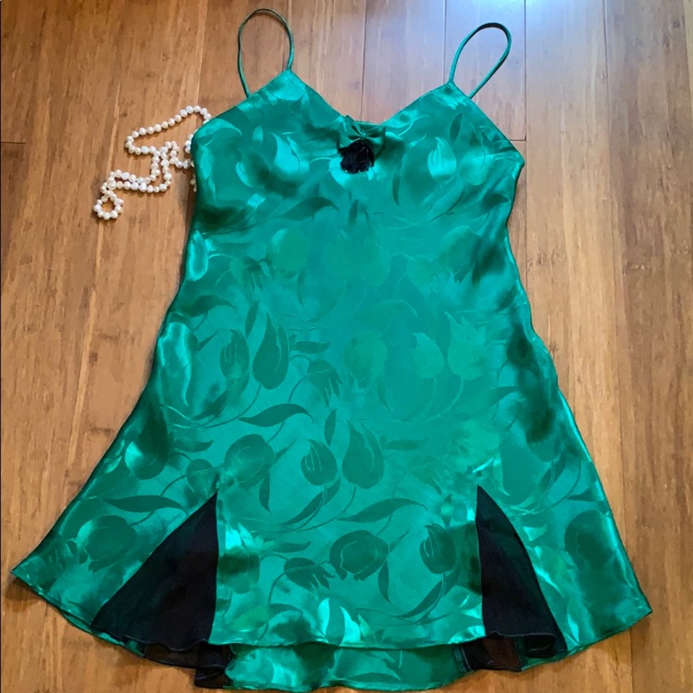 Beautiful green Chemise